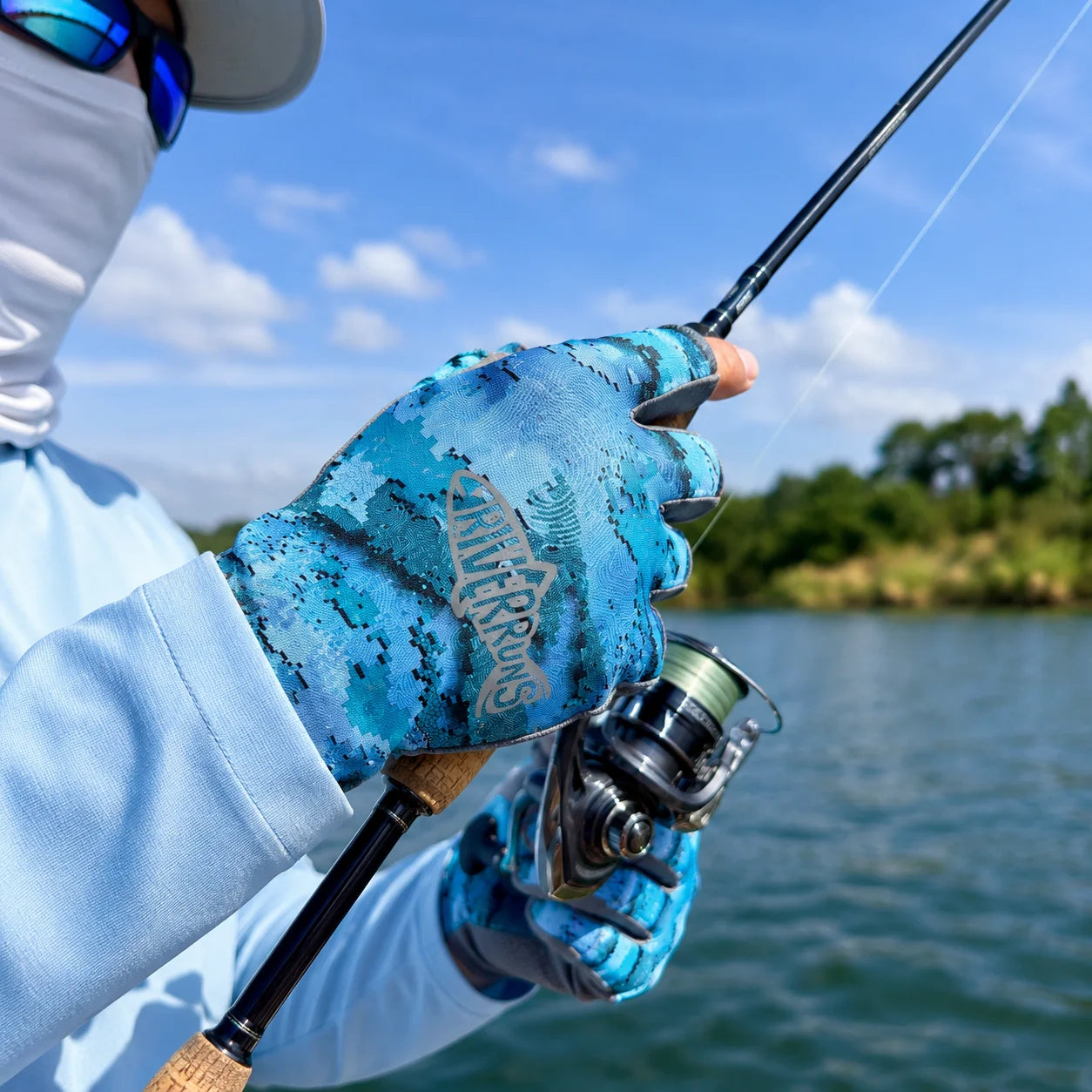 UPF 50+ Fingerless Fishing Gloves | Lightweight Sun Protection Gloves | Non-Slip Grip